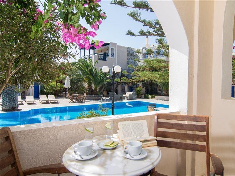 พาราไดส์ รีสอร์ต Aparthotel อาโกรตีรี ภายนอก รูปภาพ