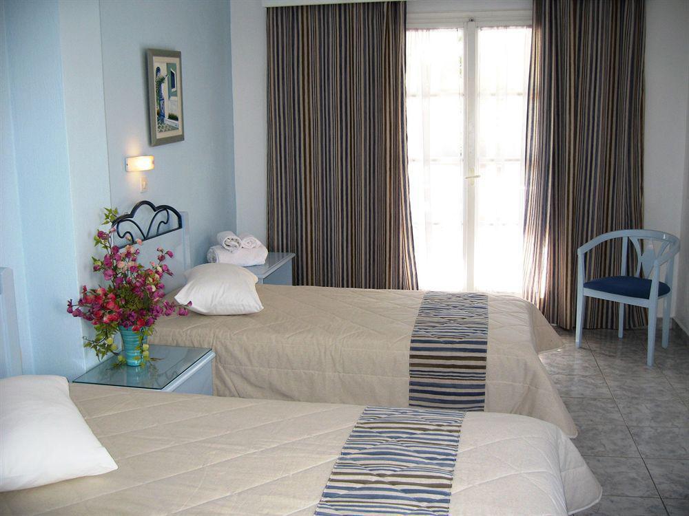 พาราไดส์ รีสอร์ต Aparthotel อาโกรตีรี ภายนอก รูปภาพ